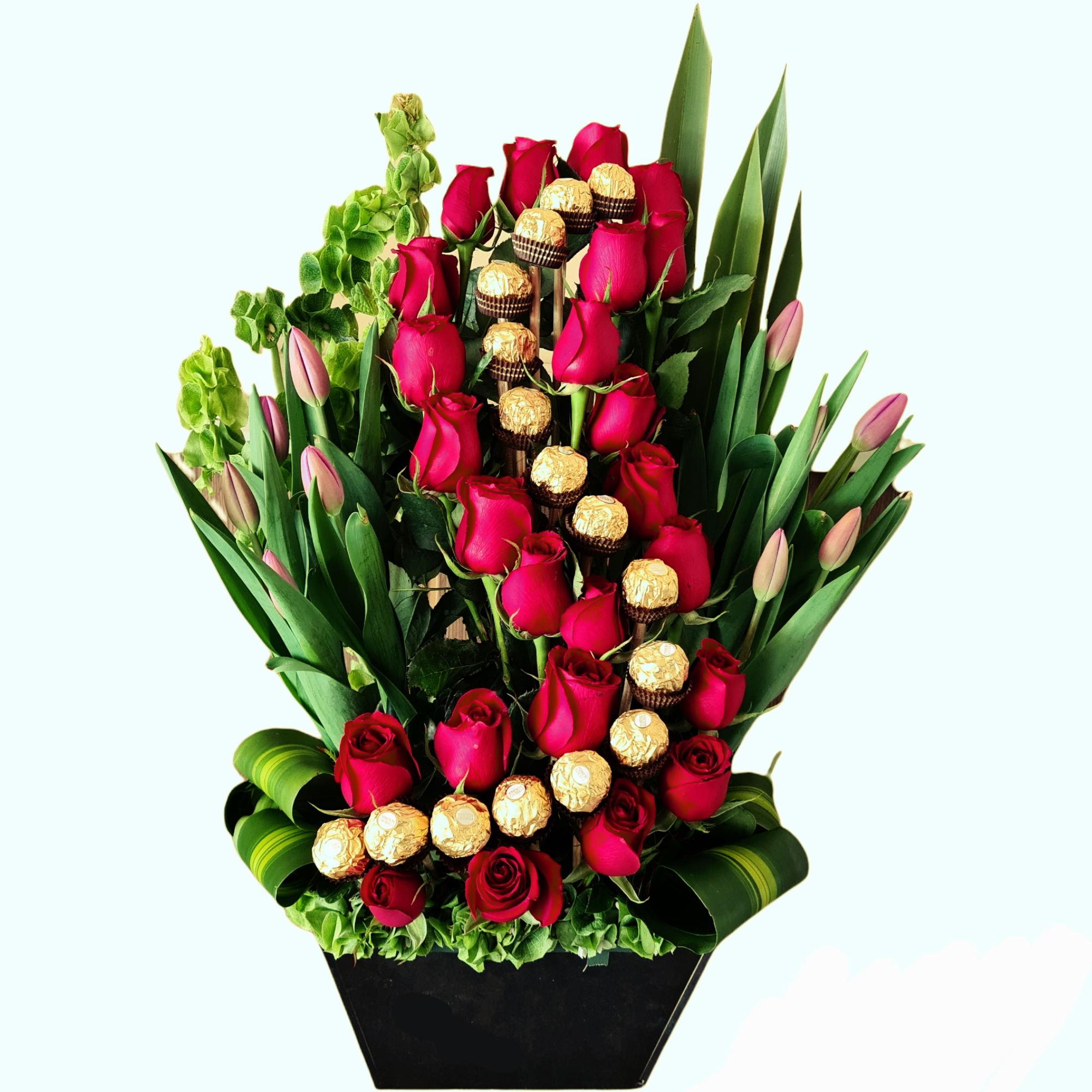 Arreglo-de-flores-naturales-rosas-y-tulipanes-34-piezas