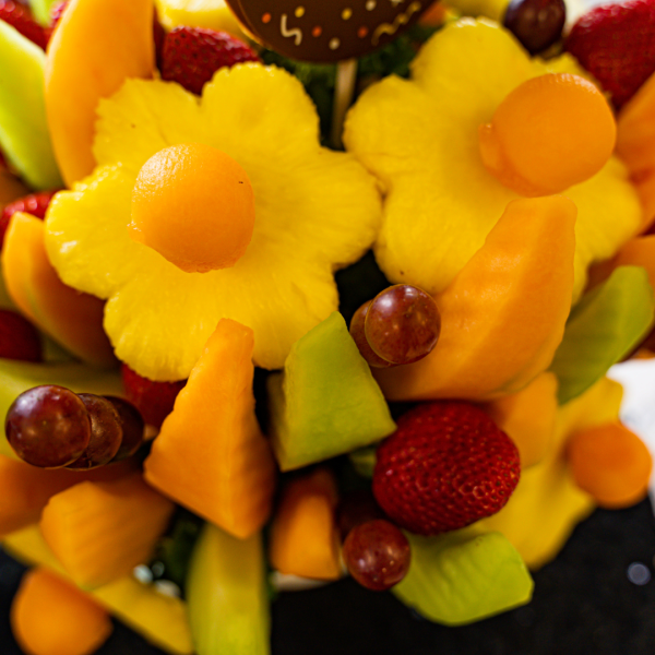 Arreglos de frutas para cumpleaños